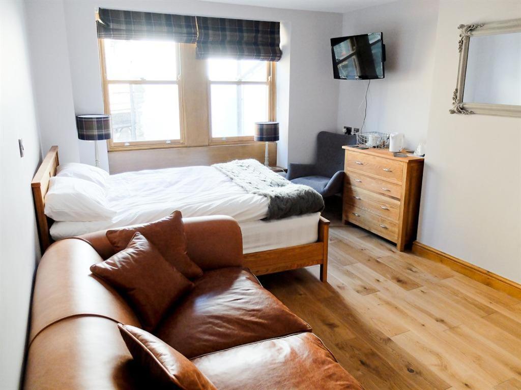 Rooms At The Nook ホルムファース エクステリア 写真